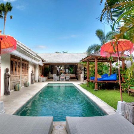 Coco Poco Villa Seminyak ภายนอก รูปภาพ