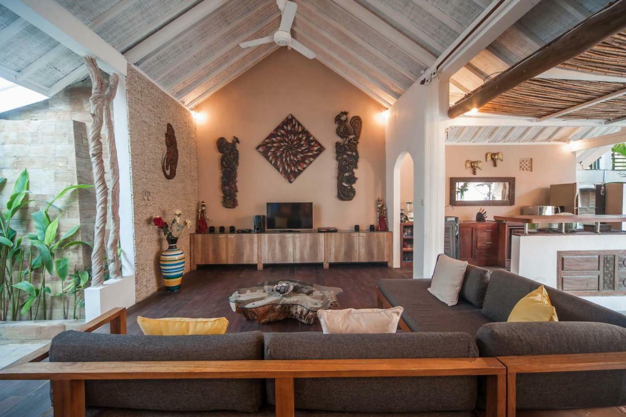 Coco Poco Villa Seminyak ภายนอก รูปภาพ