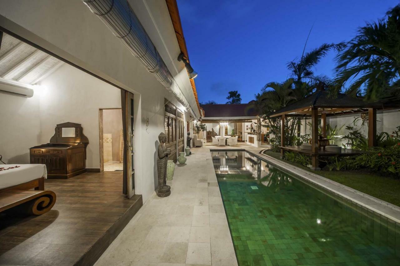 Coco Poco Villa Seminyak ภายนอก รูปภาพ