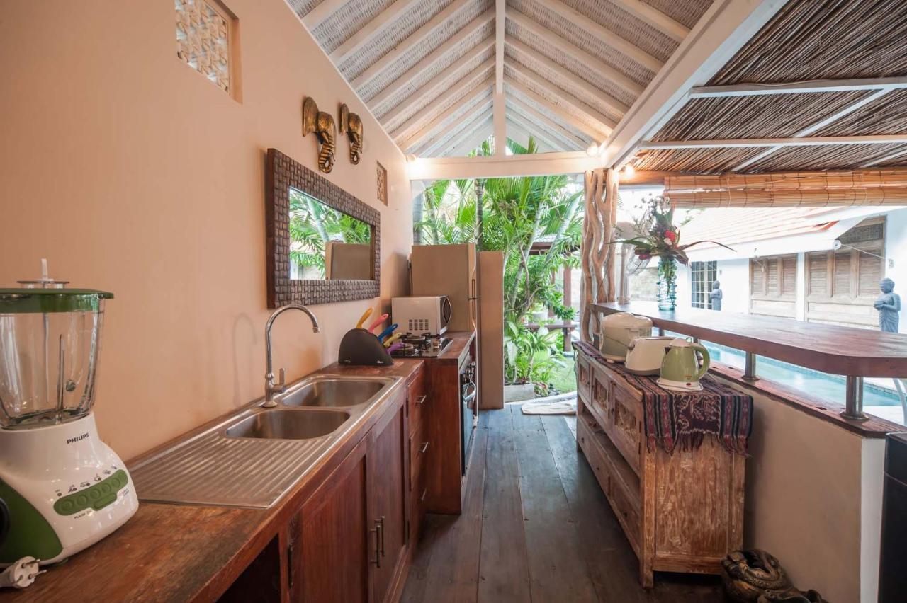 Coco Poco Villa Seminyak ภายนอก รูปภาพ