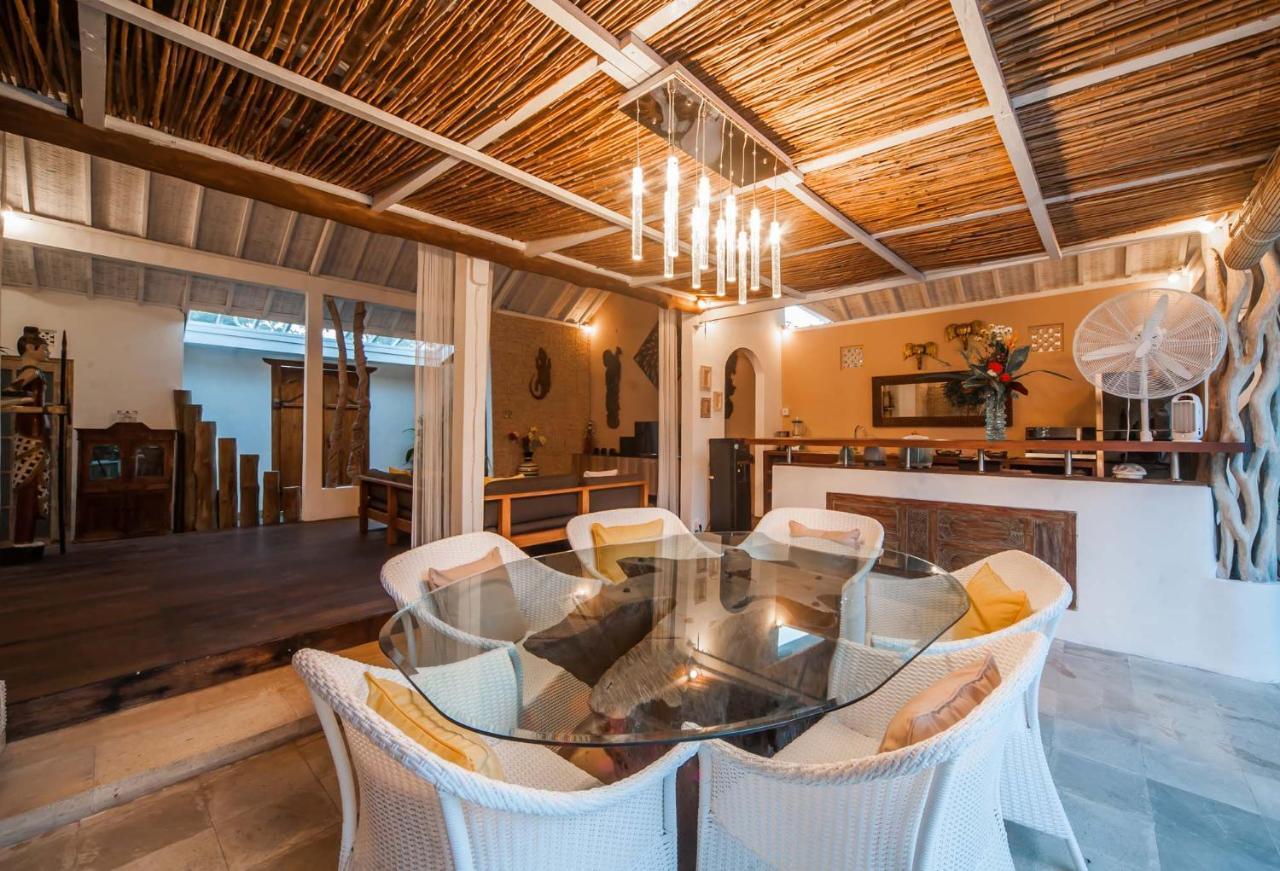 Coco Poco Villa Seminyak ภายนอก รูปภาพ